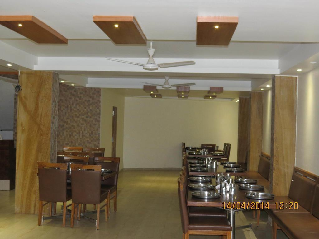Hotel Sunny Classic Mahābaleshwar Eksteriør bilde